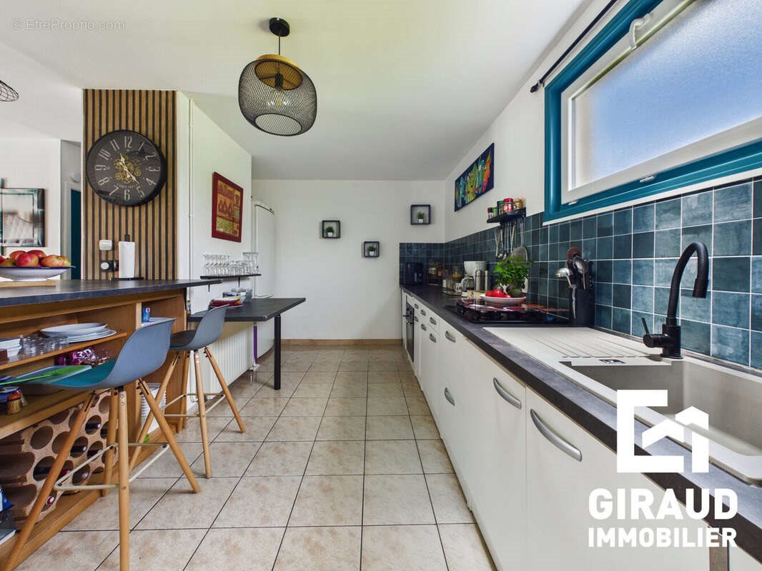 Maison à vendre, 101m², Puy-de-Serre