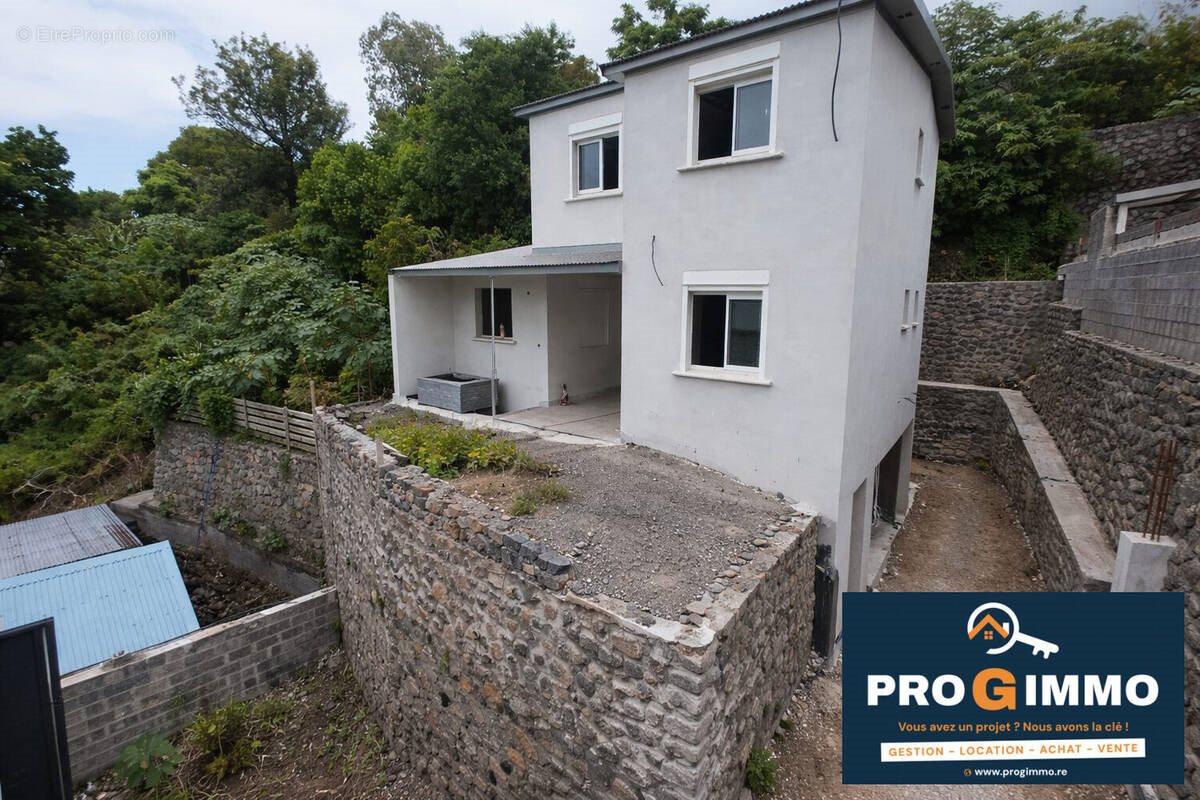 Maison à vendre, 90m², Le Tampon