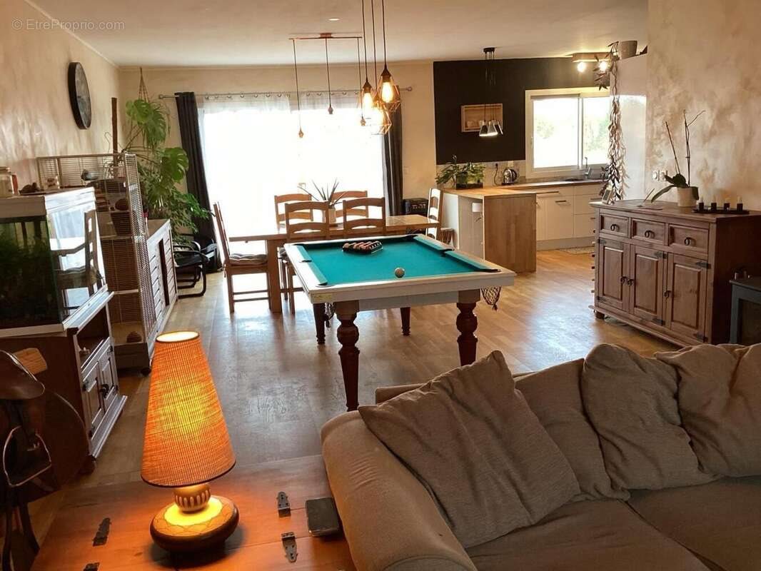 Maison à vendre, 142m², Villefranche-de-Lonchat