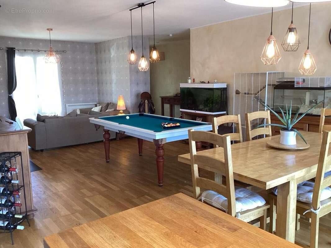 Maison à vendre, 142m², Villefranche-de-Lonchat