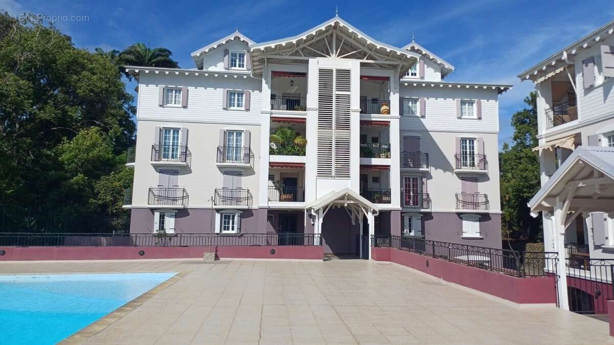 Appartement à vendre, 70m², Fort-de-France