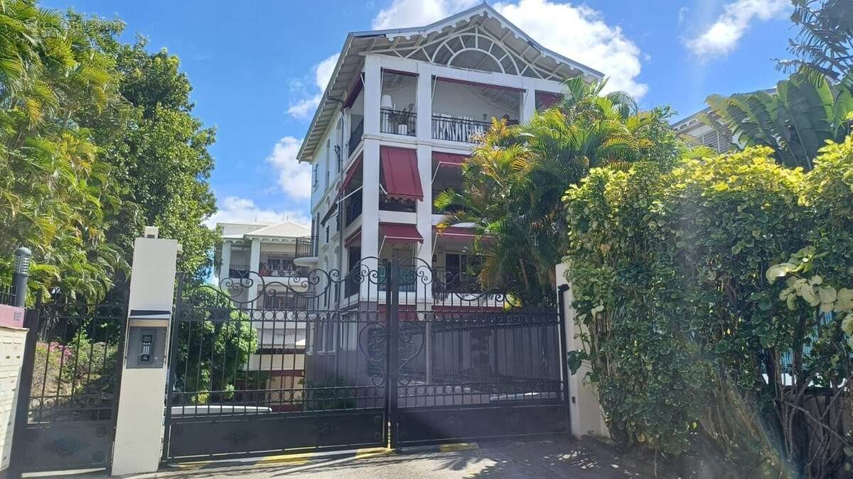 Appartement à vendre, 70m², Fort-de-France