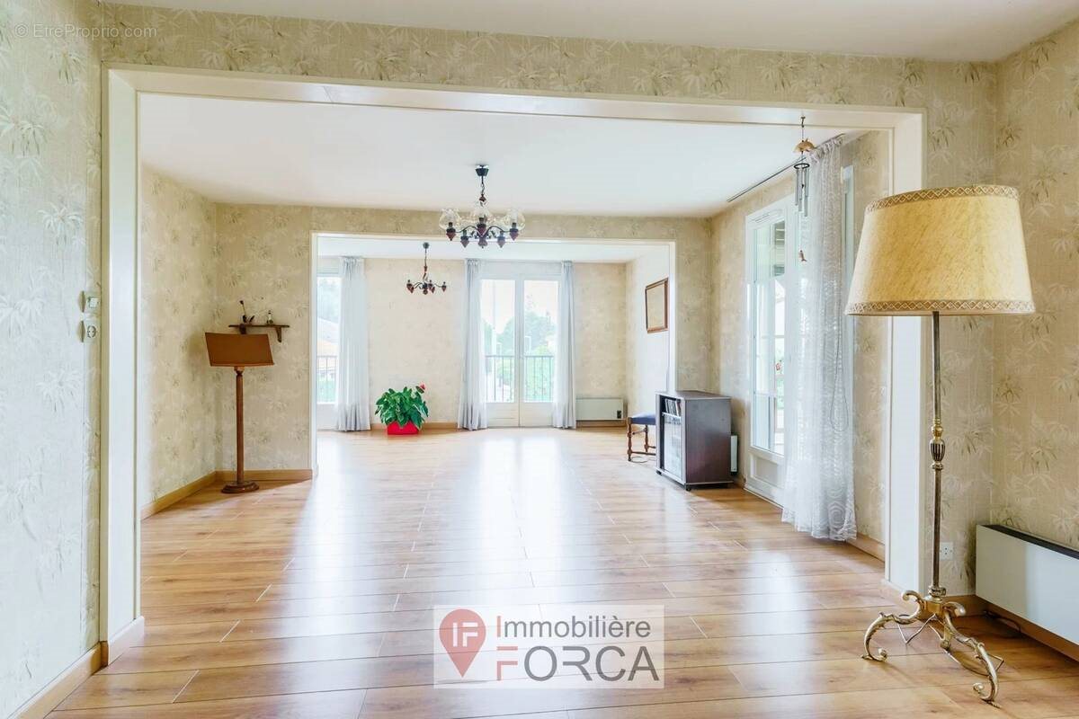 Maison à vendre, 233m², Plappeville