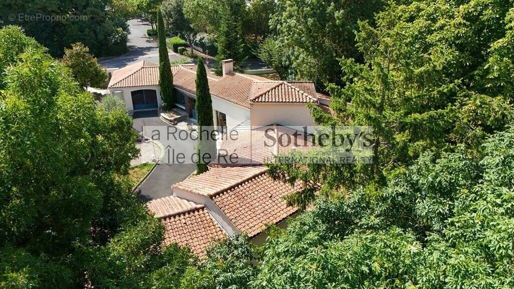 Maison à vendre, 185m², Lagord