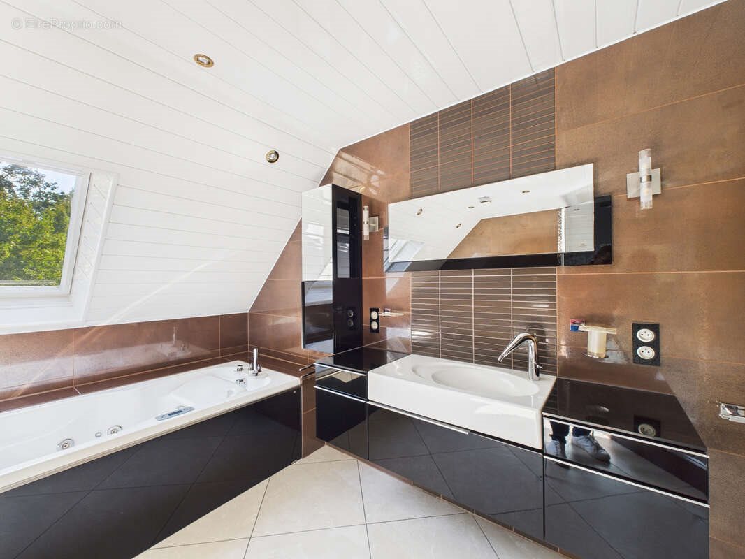 Maison à vendre, 165m², Wittelsheim