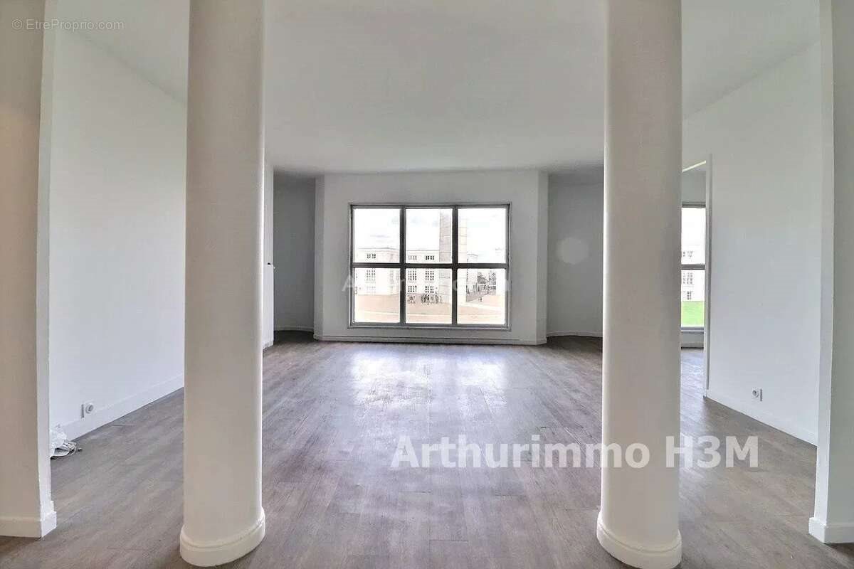 Appartement à vendre, 75m², Cergy