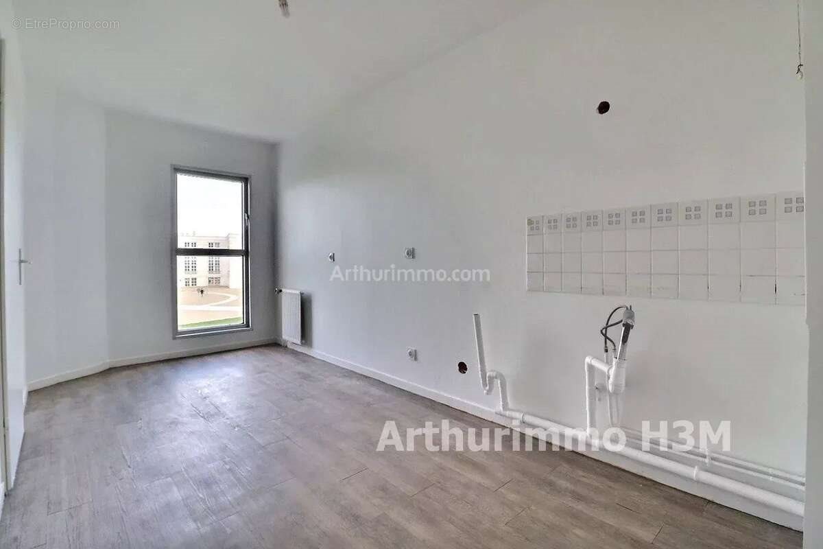 Appartement à vendre, 75m², Cergy