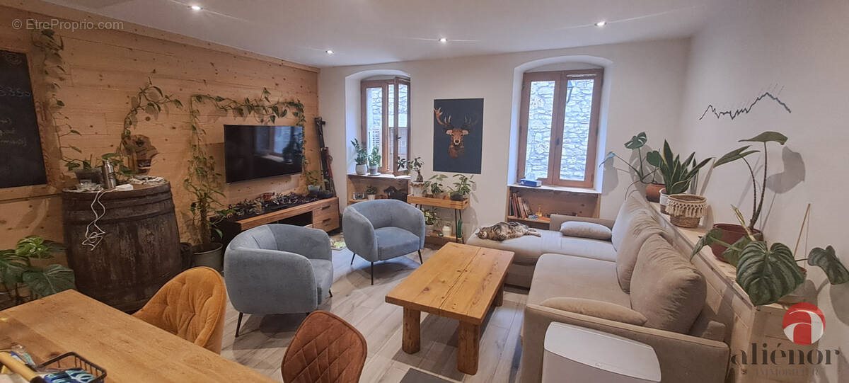 Appartement à vendre, 57m², Taninges (Praz de Lys - Sommand)