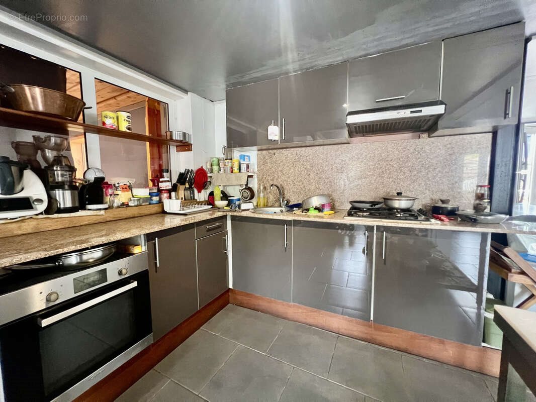 Maison à vendre, 221m², Le Tampon