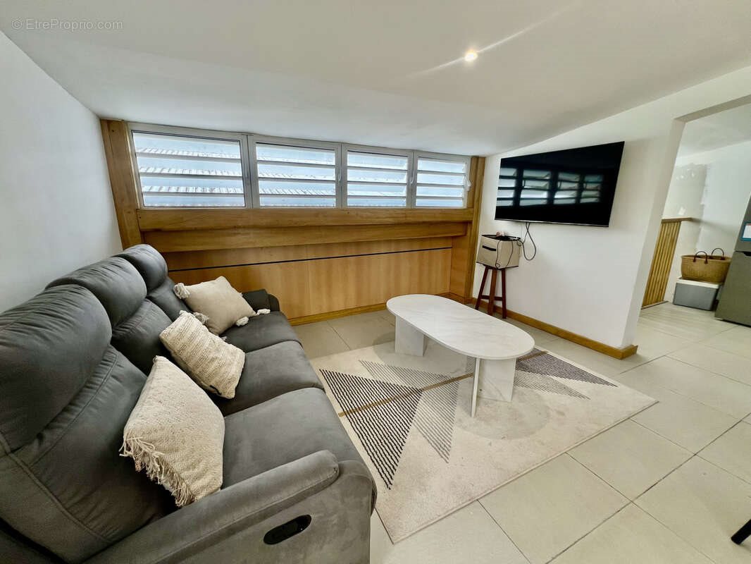 Maison à vendre, 221m², Le Tampon
