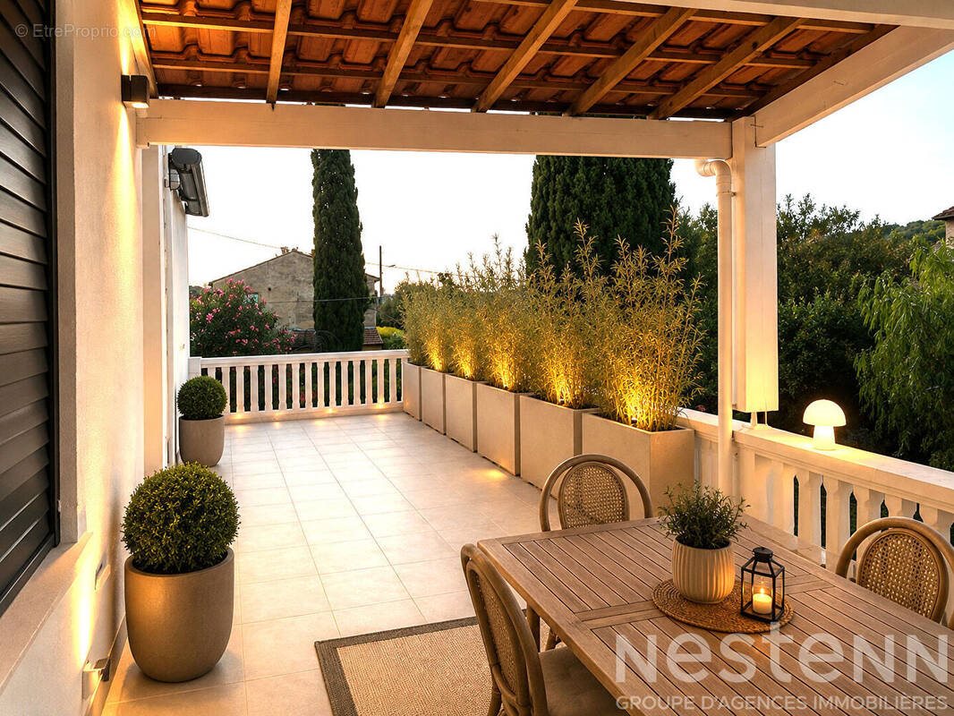 Maison à vendre, 150m², Bormes-les-Mimosas