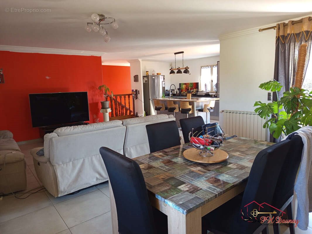Maison à vendre, 152m², Saint-Martin-de-Valgalgues