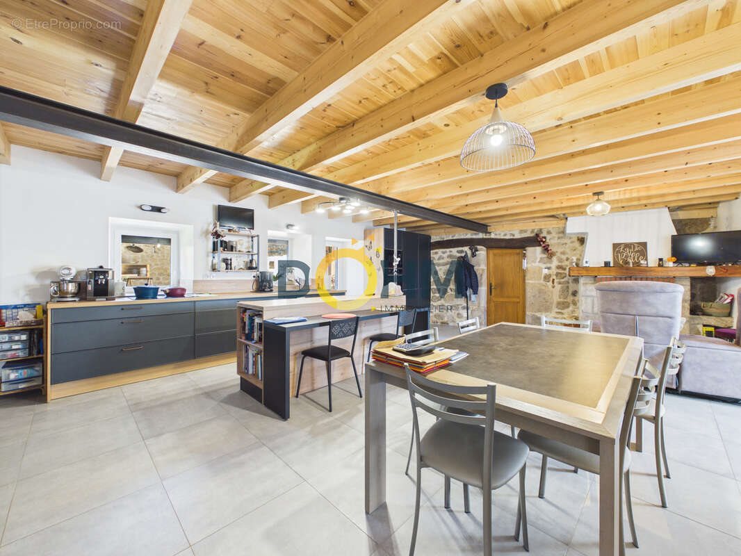 Maison à vendre, 135m², Aboën