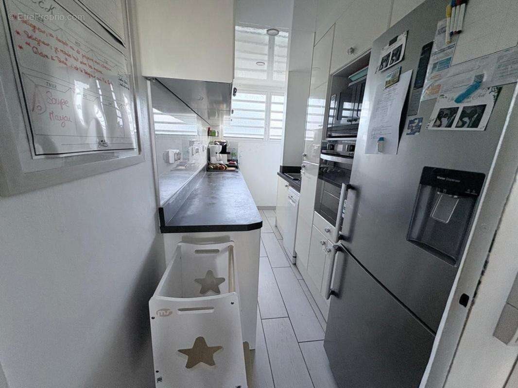 Appartement à vendre, 74m², Les Abymes