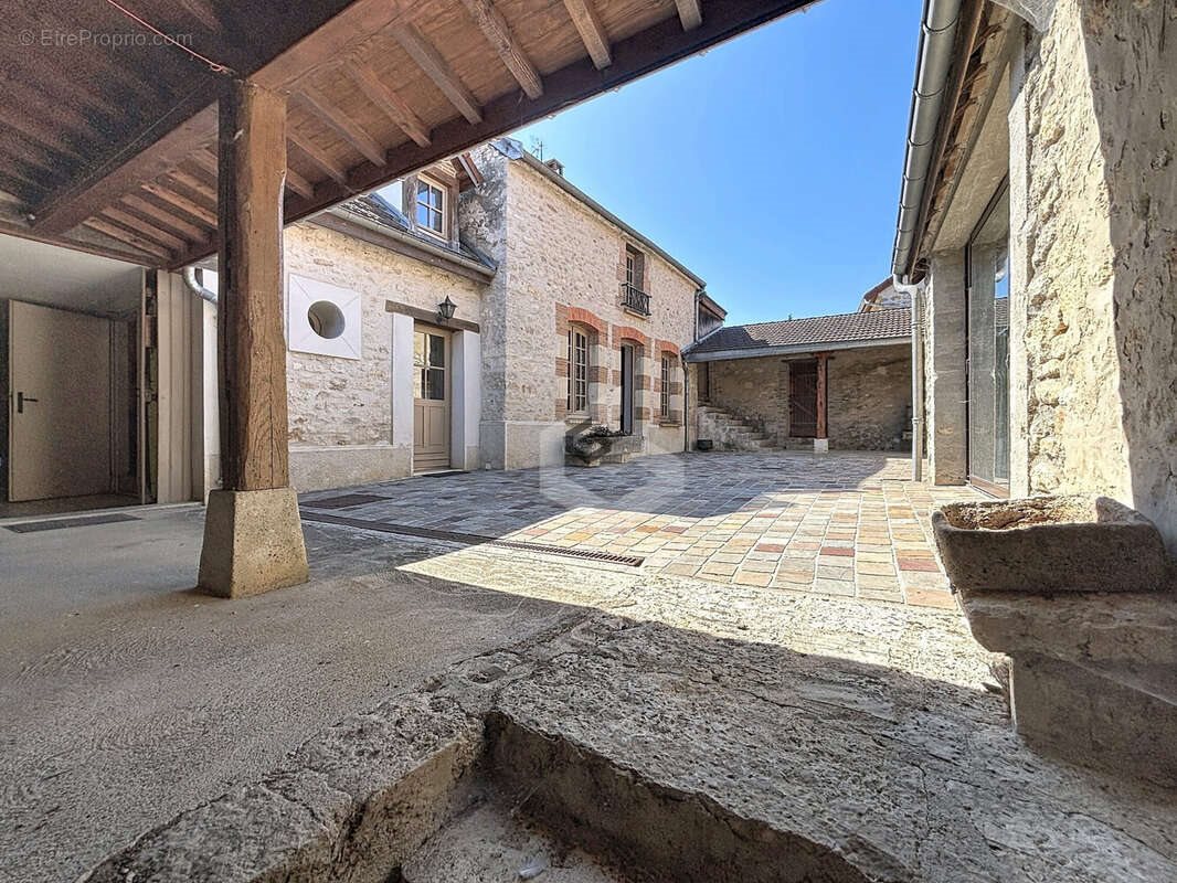 Maison à vendre, 120m², Crugny