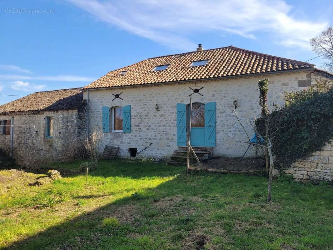 Maison à vendre, 173m², Montaigu-de-Quercy