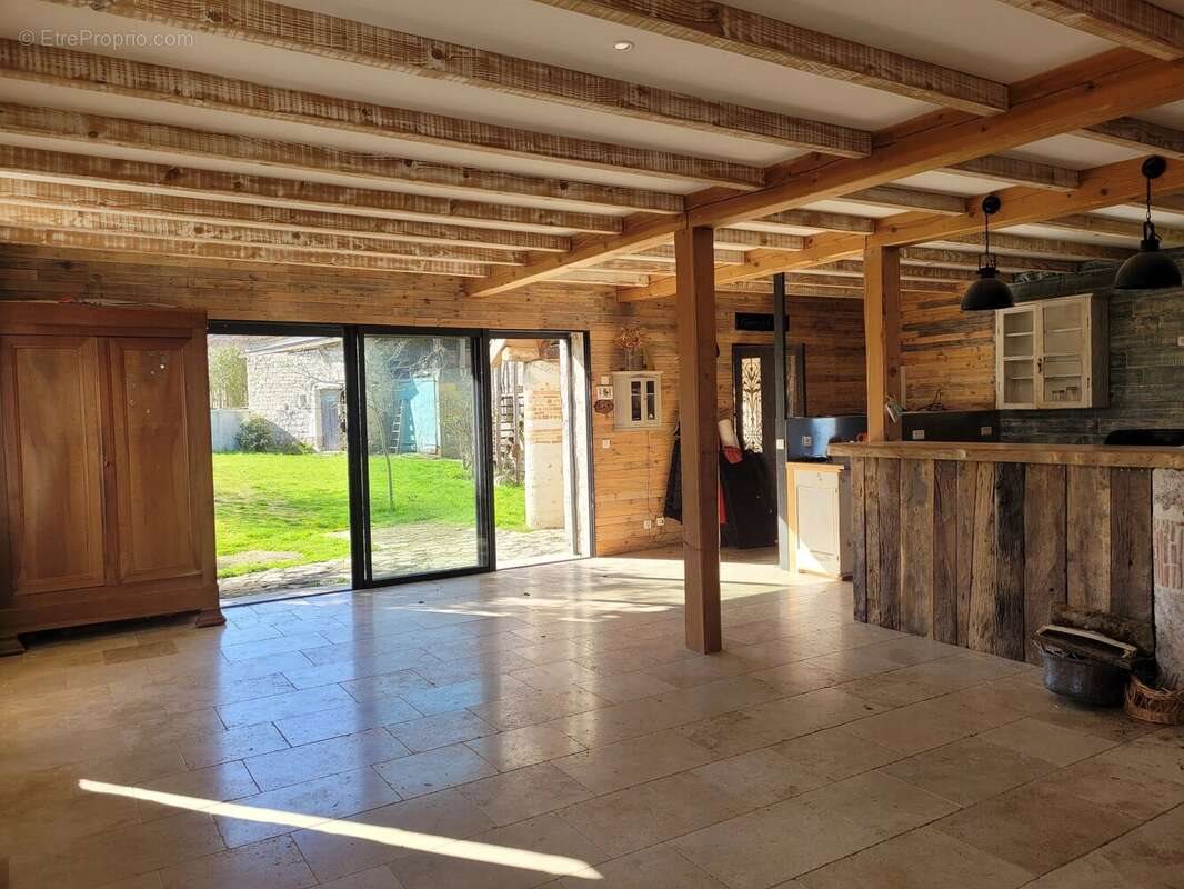 Maison à vendre, 173m², Montaigu-de-Quercy