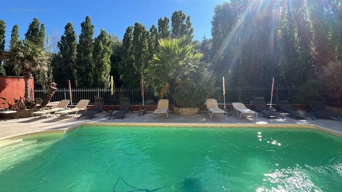 Maison à vendre, 418m², Saint-Montan