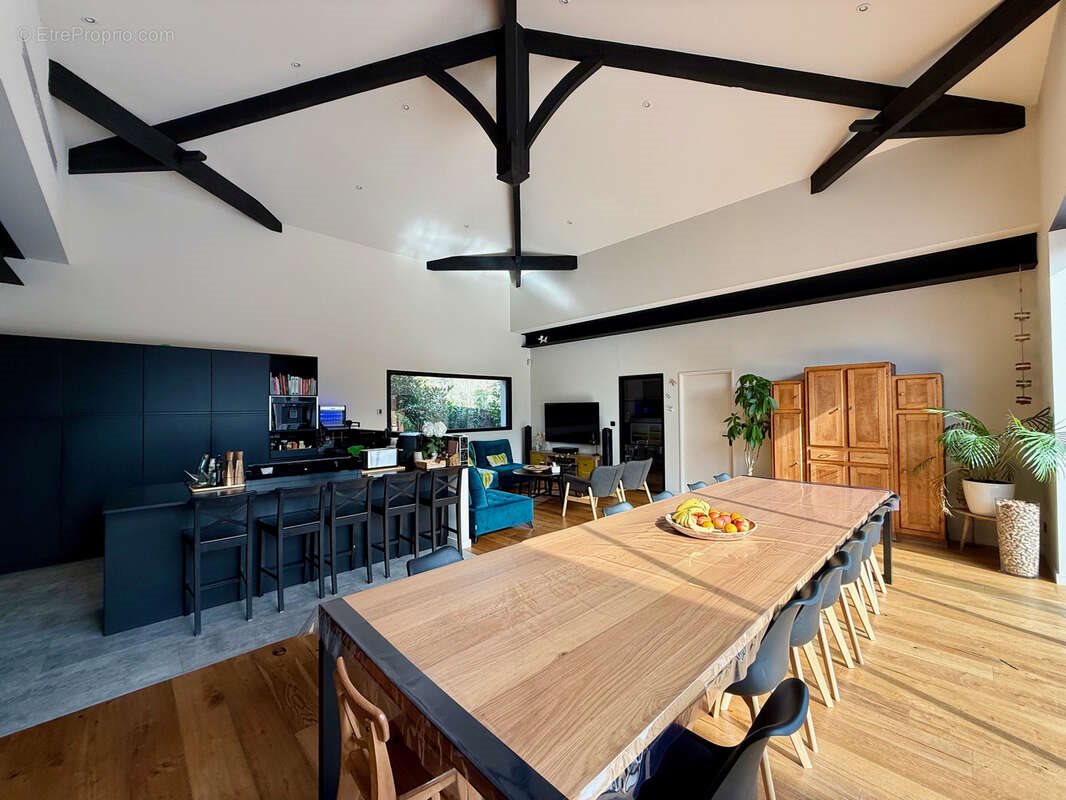 Maison à vendre, 253m², Lugos
