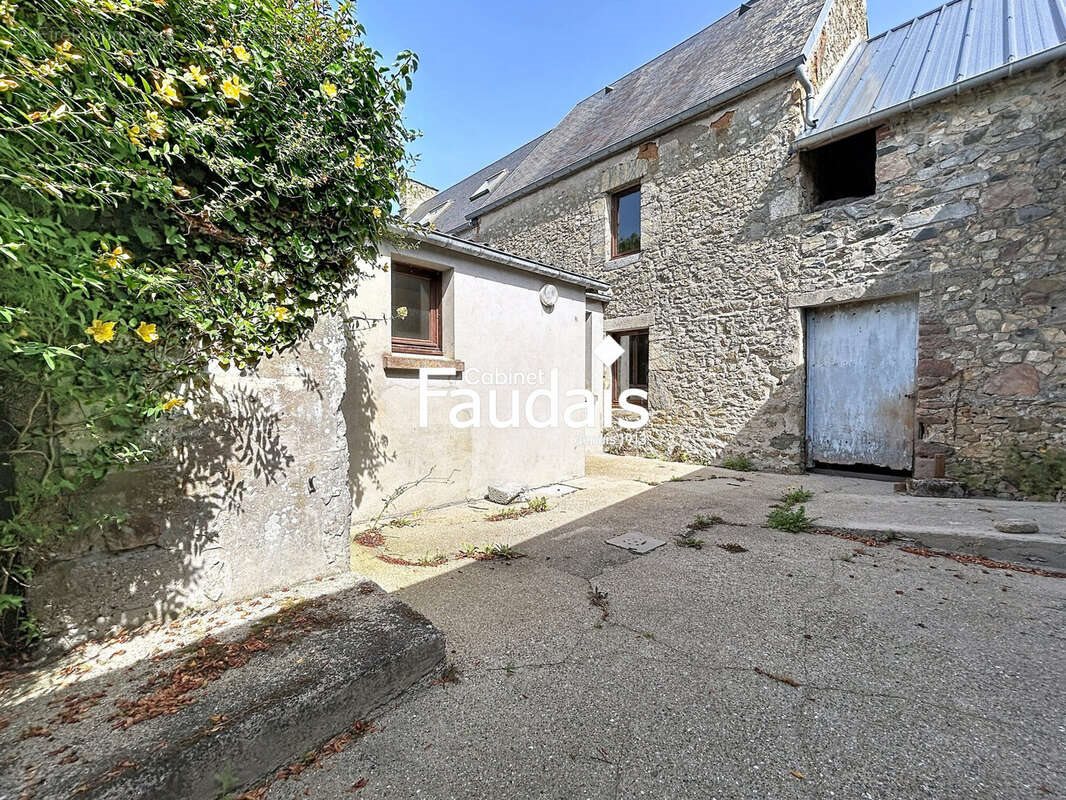 Maison à vendre, 78m², Gouville-sur-Mer