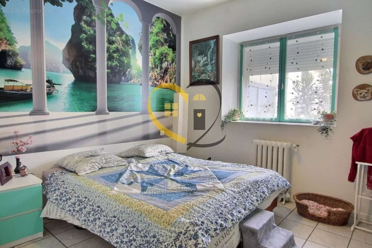 Maison à vendre, 131m², Mehun-sur-Yèvre