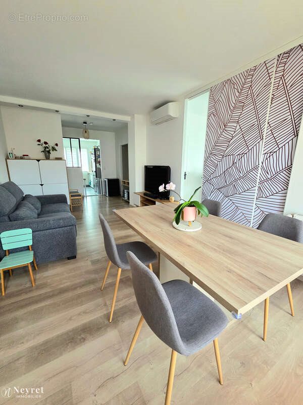 Appartement à vendre, 66m², Saint-Genis-Laval