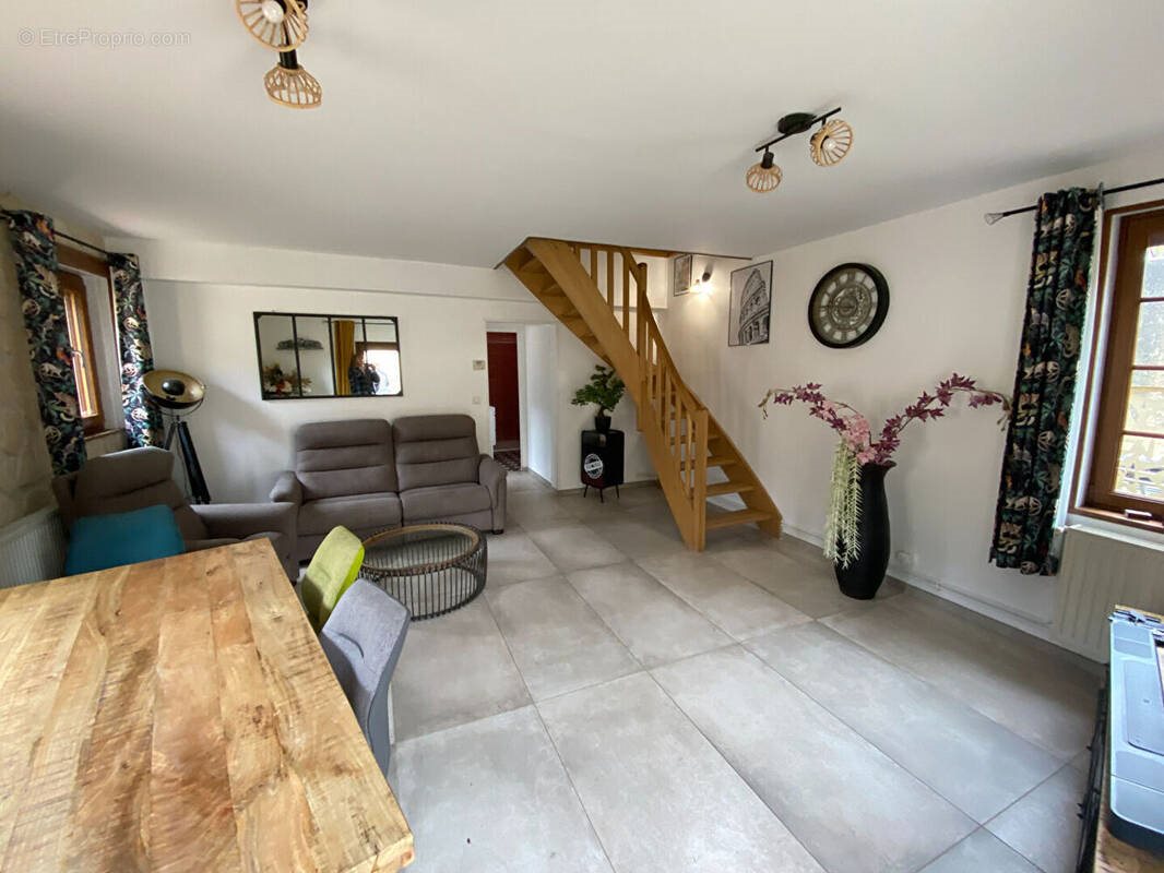 Maison à vendre, 94m², Chambly
