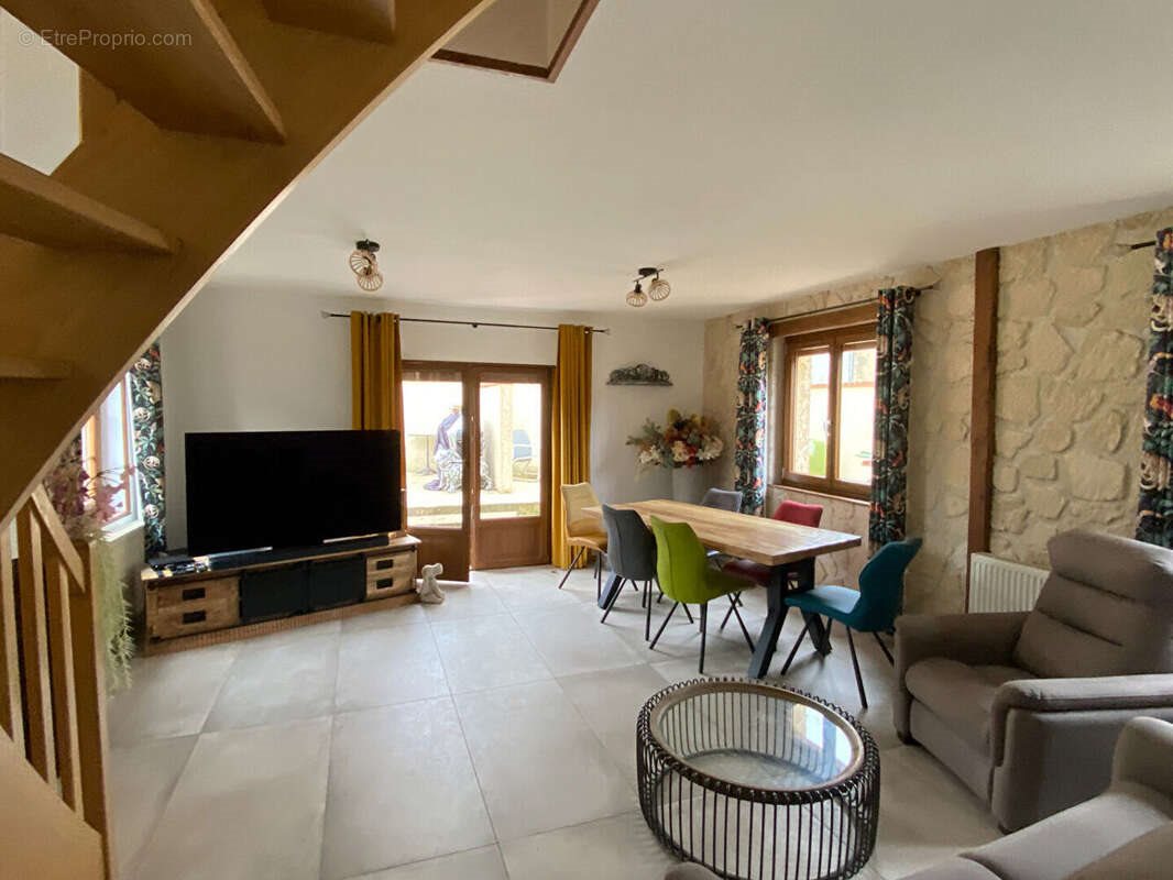 Maison à vendre, 94m², Chambly