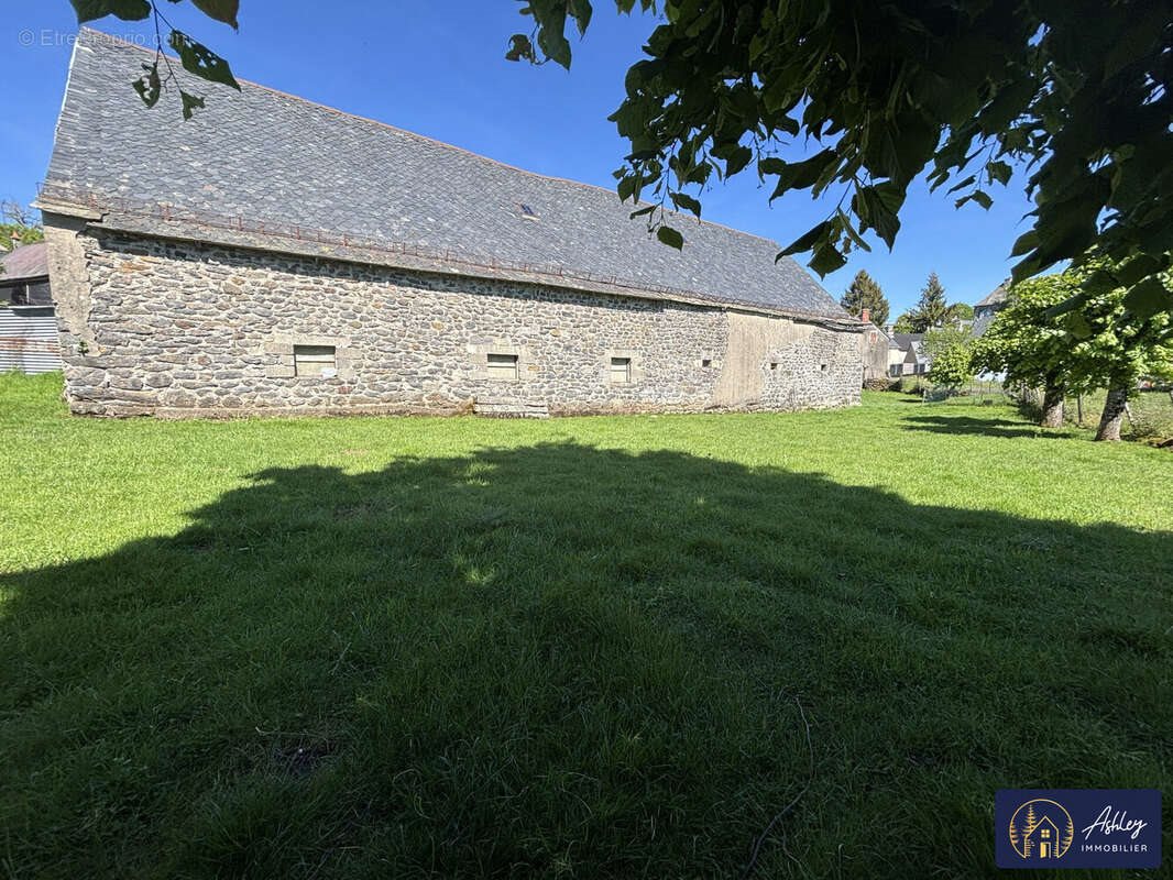 Maison à vendre, 493m², Trizac