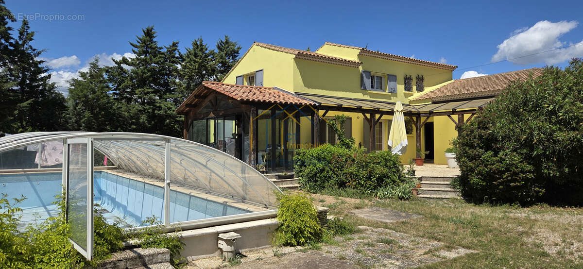 Maison à vendre, 208m², Saint-André-de-Sangonis