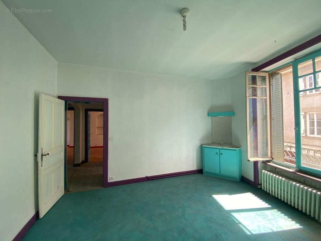 Maison à vendre, 127m², Saint-Laurent-sur-Gorre