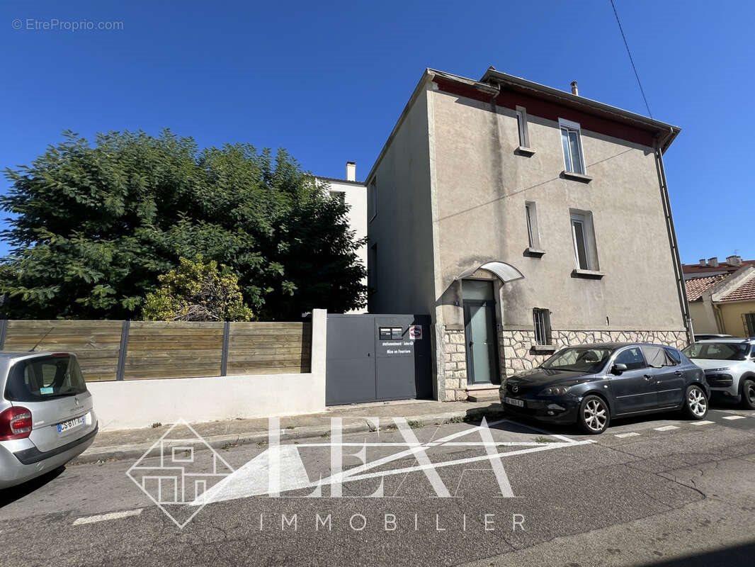 Appartement à vendre, 278m², Nîmes