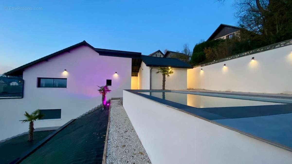 Maison à vendre, 240m², Chambéry