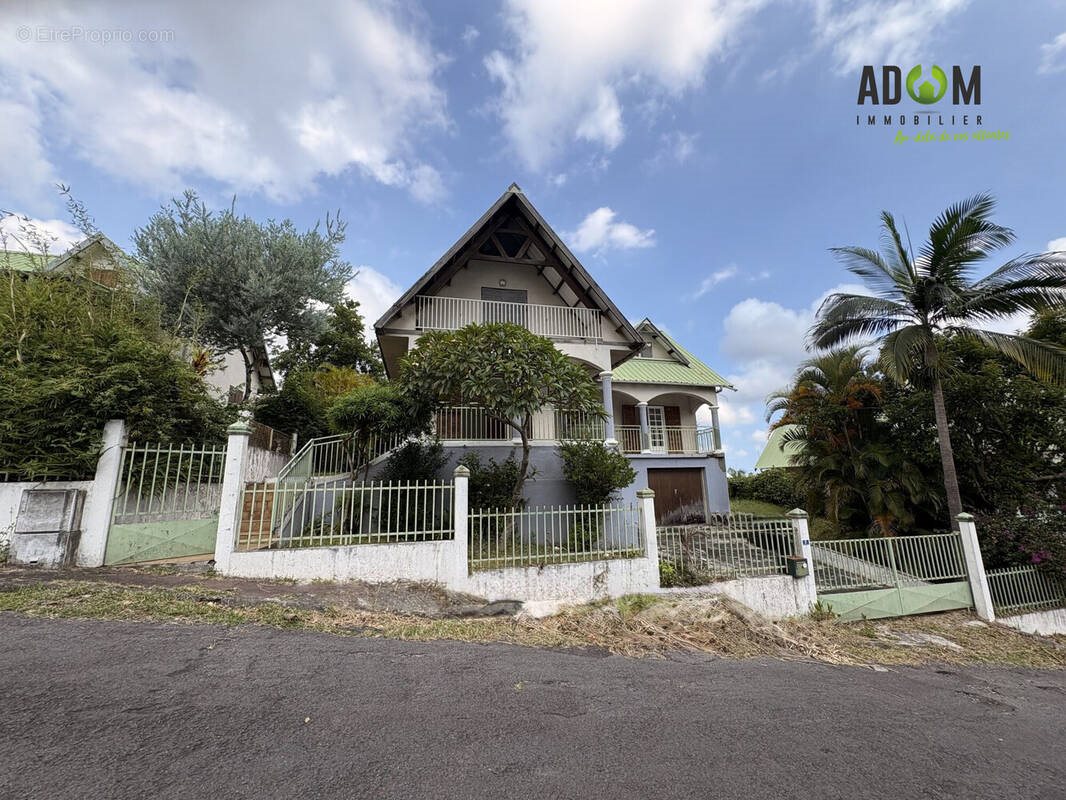 Maison à vendre, 171m², Le Tampon
