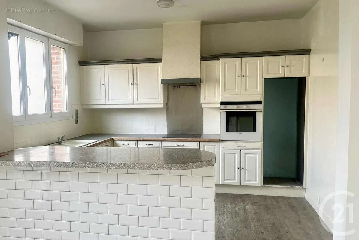 Maison à vendre, 178m², Péronne