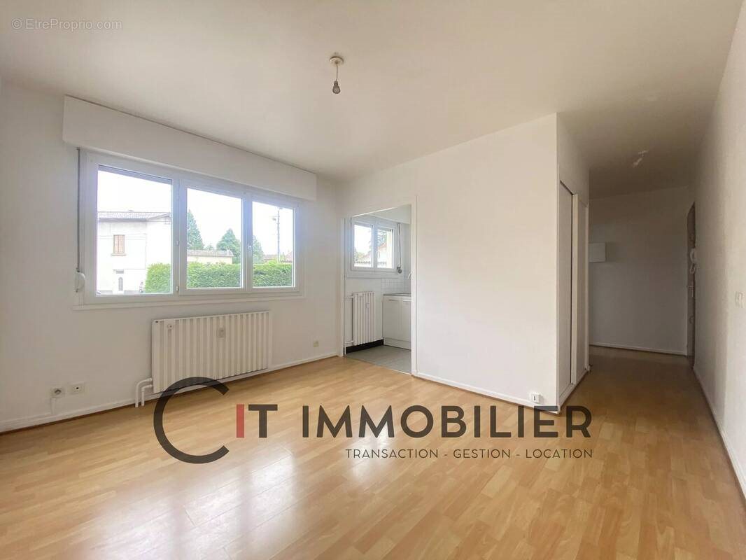 Appartement à vendre, 25m², La Tour-du-Pin