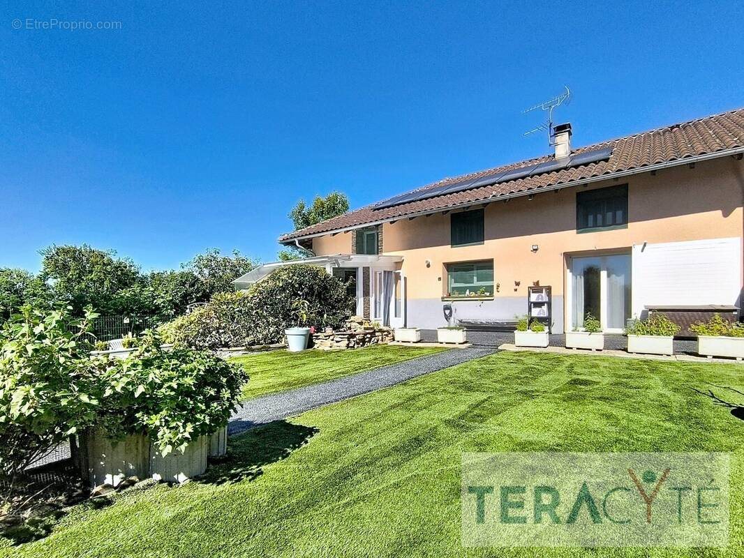 Maison à vendre, 158m², Viriat