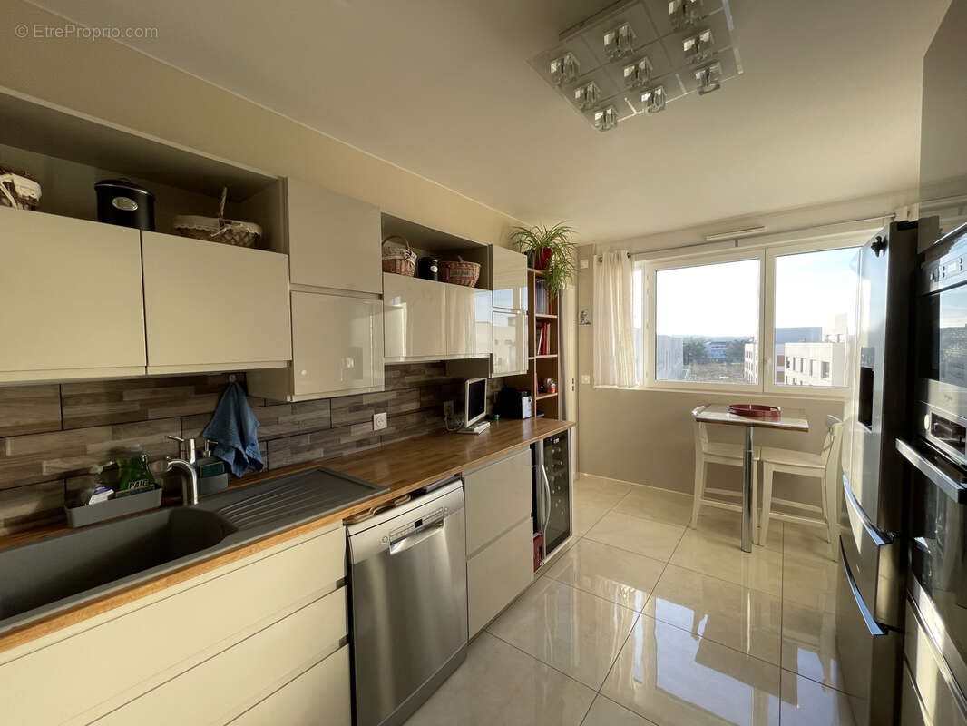 Appartement à vendre, 84m², Cergy