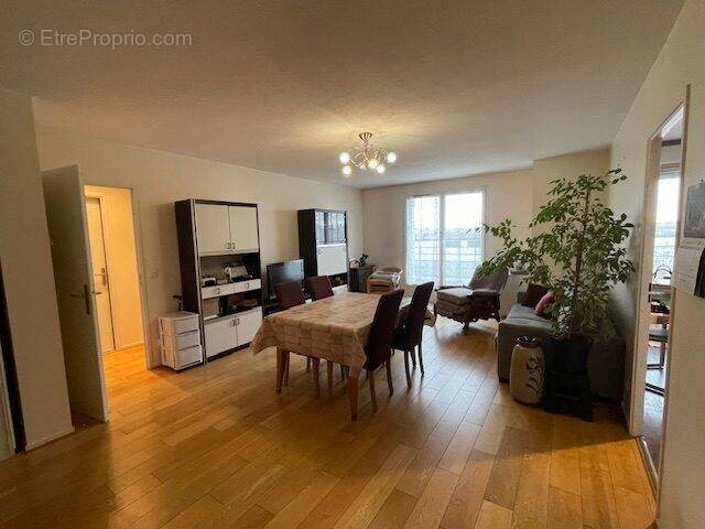 Appartement à vendre, 85m², Le Blanc-Mesnil