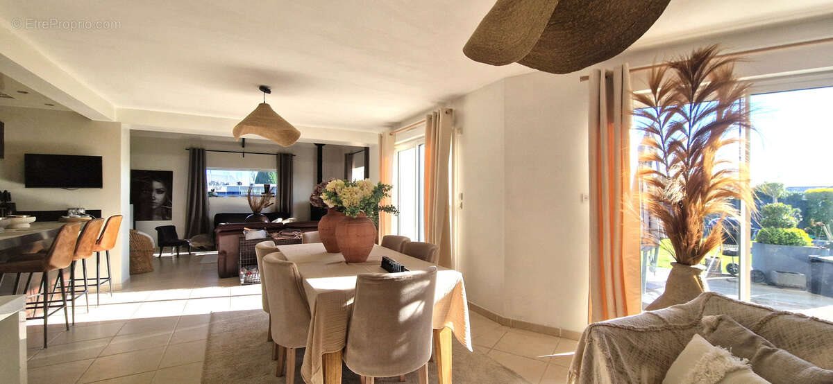 Maison à vendre, 180m², Grandcamp-Maisy