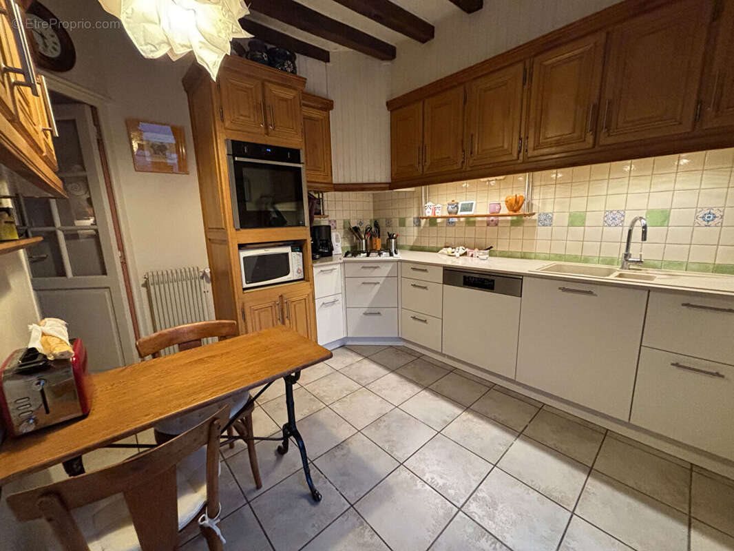 Maison à vendre, 205m², Noailles