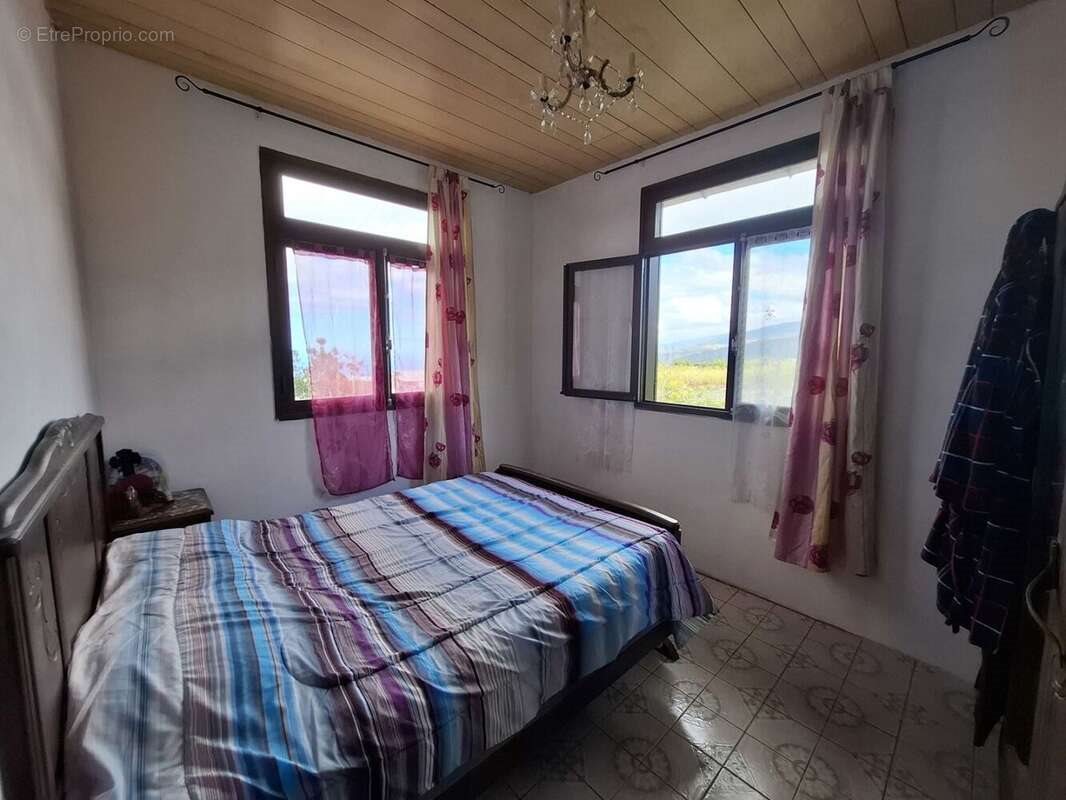 Maison à vendre, 88m², Le Tampon