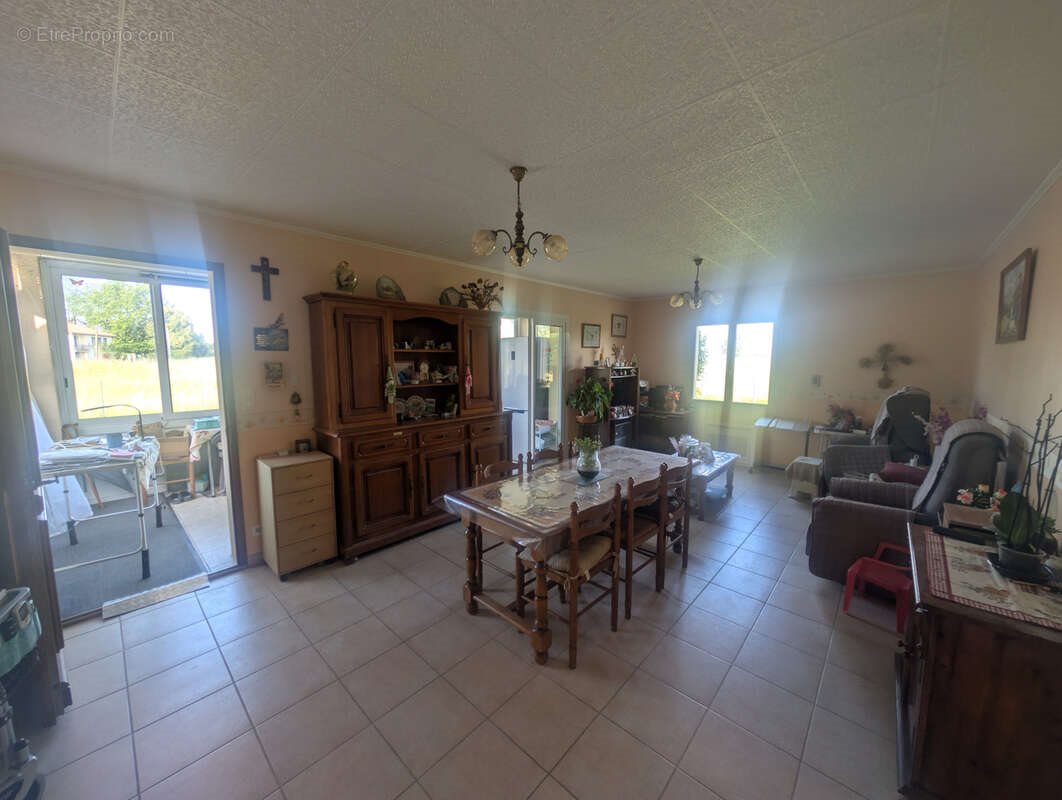 Maison à vendre, 122m², Moissac