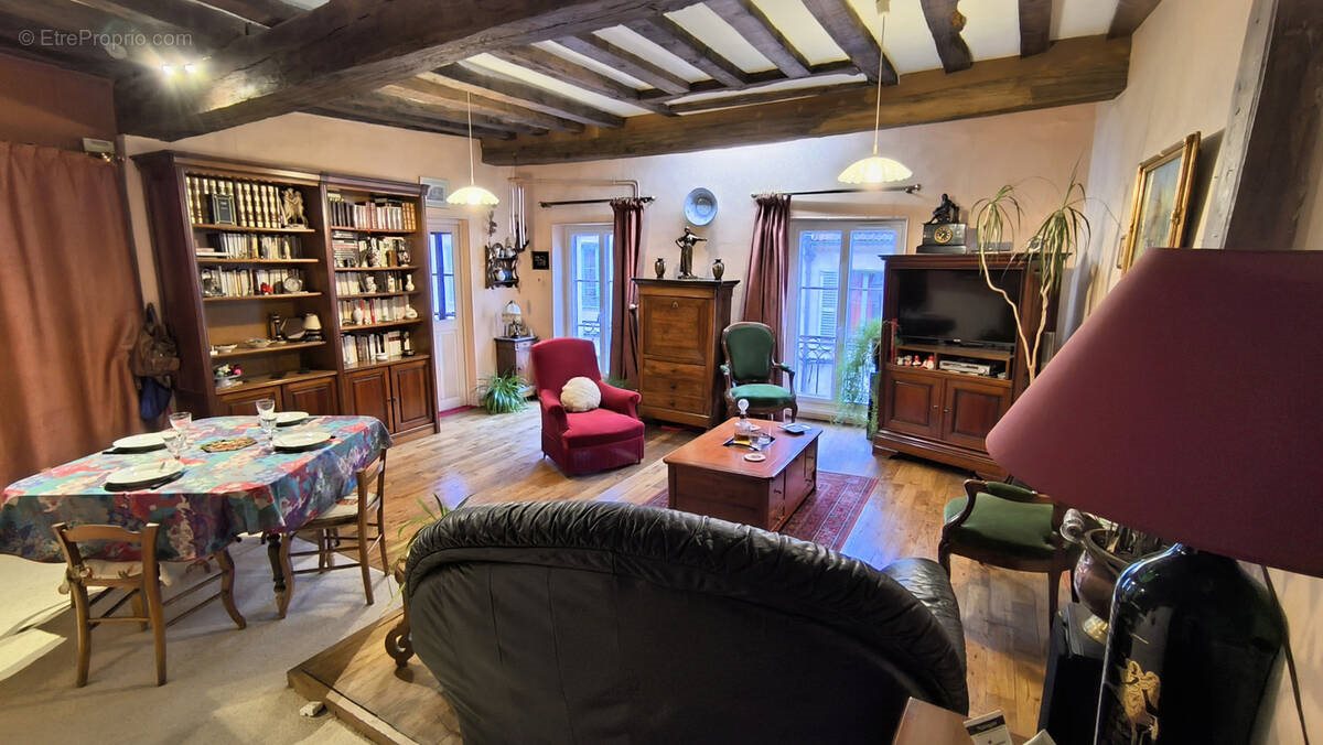 Appartement à vendre, 111m², Nevers