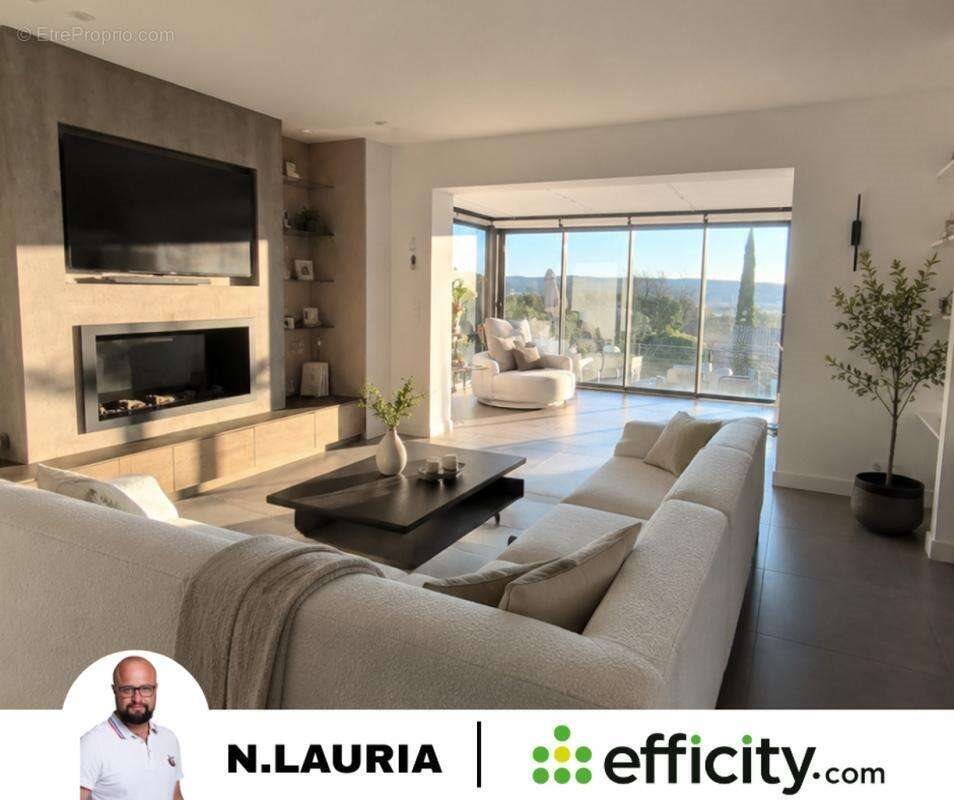 Maison à vendre, 180m², Villelaure