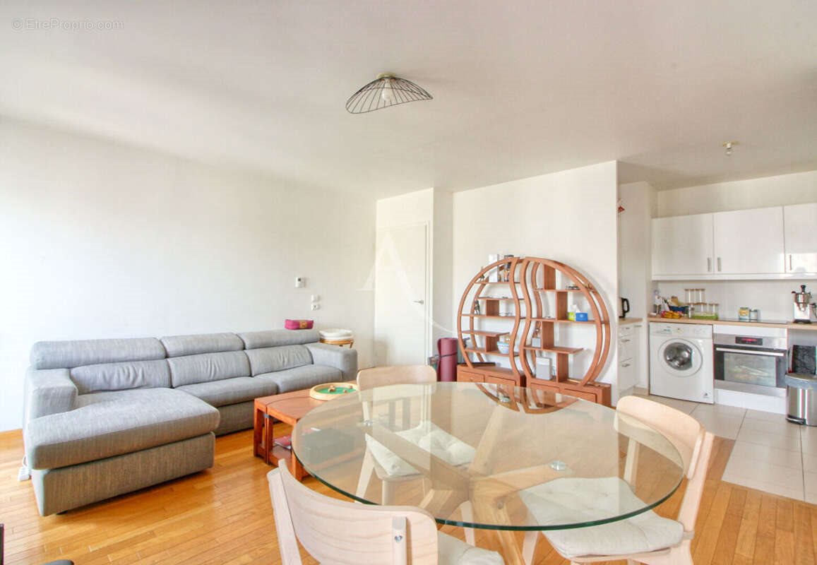 Appartement à vendre, 66m², Vélizy-Villacoublay