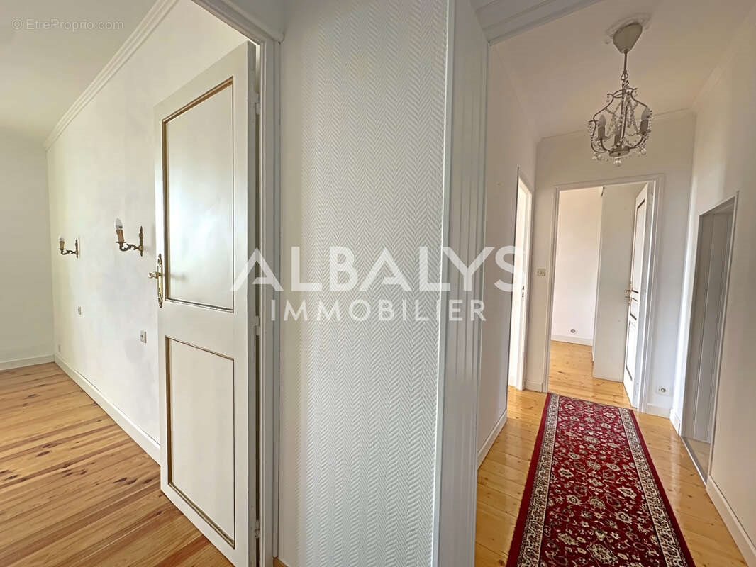 Maison à vendre, 186m², Arveyres