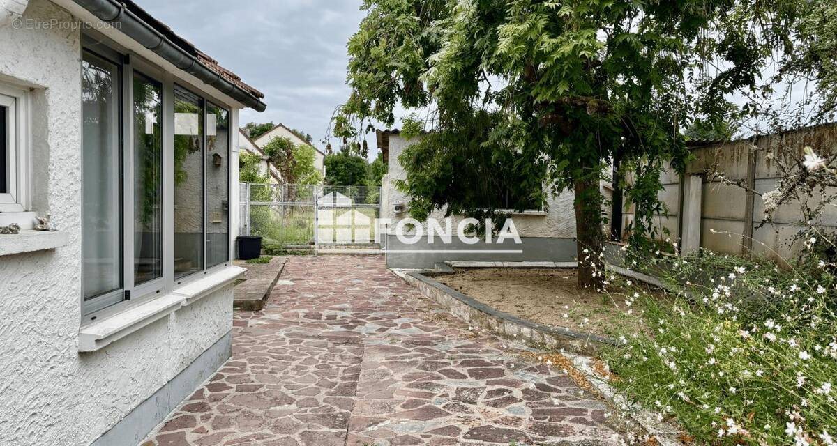 Maison à vendre, 92m², Olivet