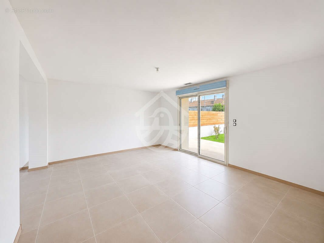Maison à vendre, 104m², Bourg-de-Péage