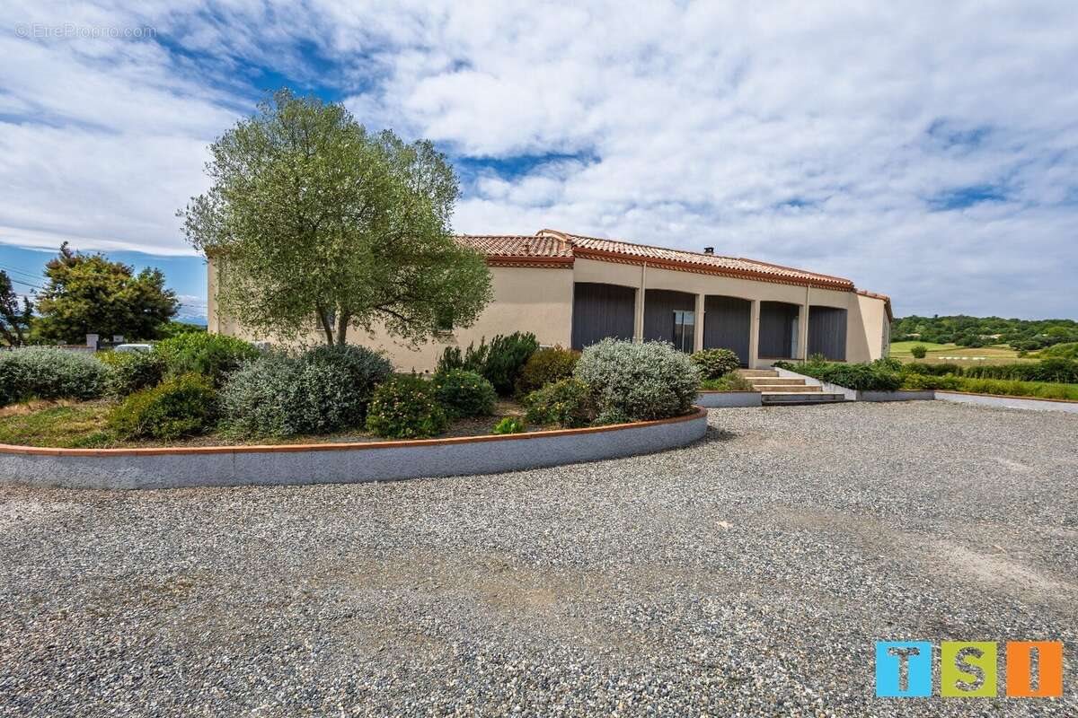 Maison à vendre, 200m², Mondavezan